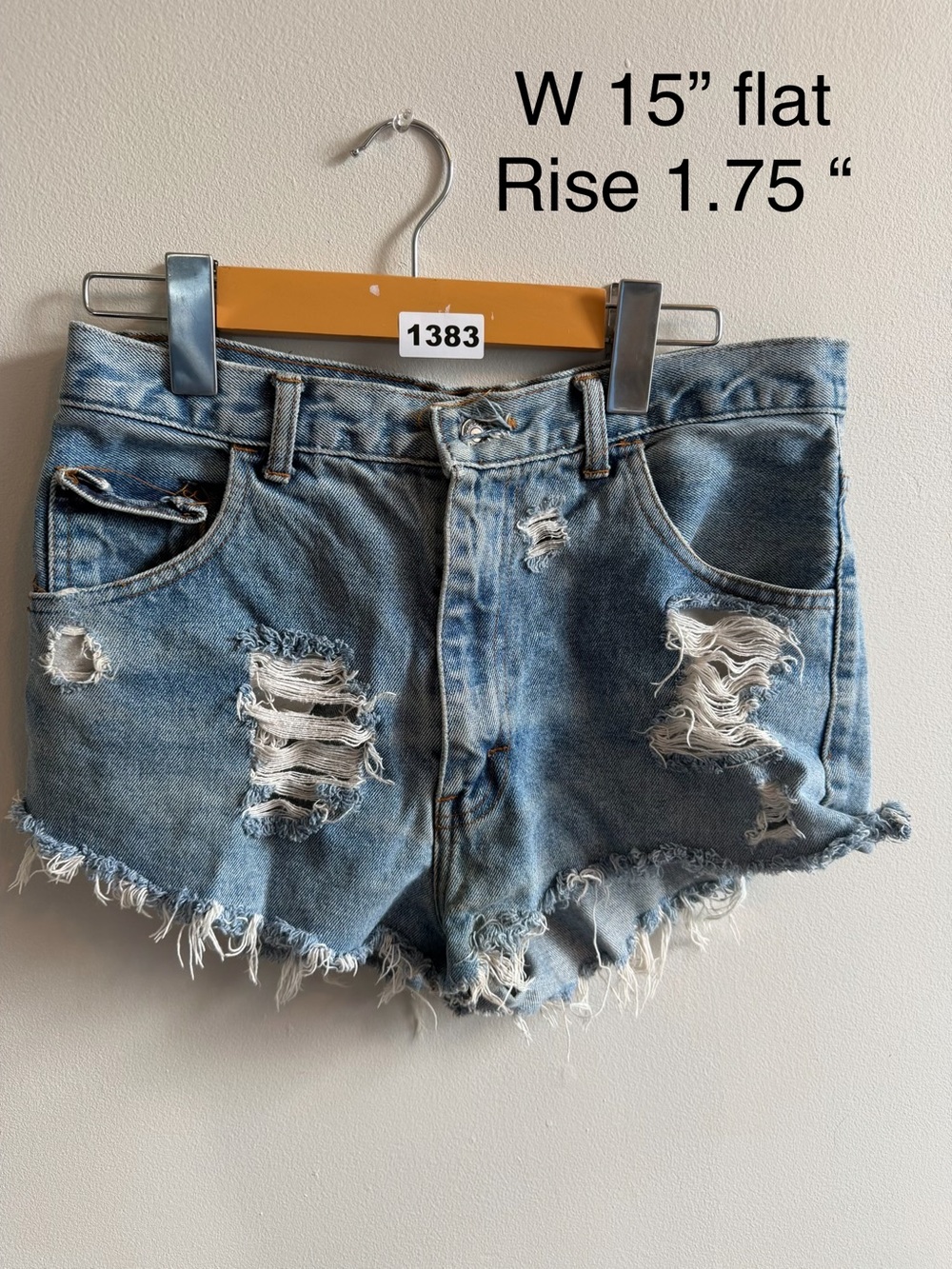Vintage JAG Distressed Denim Cutoff Shorts – Size 30